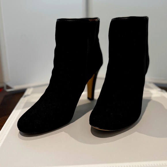 Black Suede Booties Size 9 - Picture 1 of 4